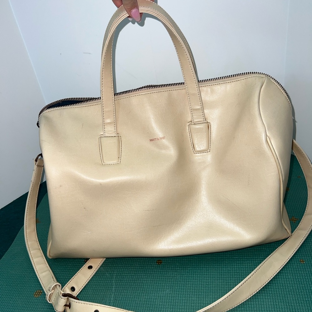 Matt & Nat Cream duffel with Structured Design and Double Handles